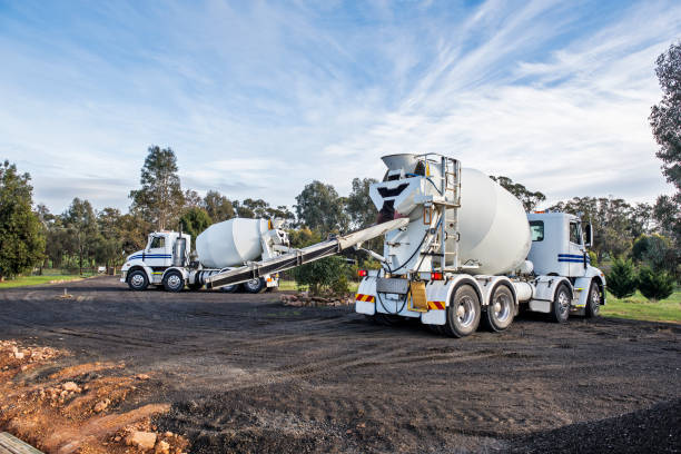 Best Concrete Driveway Installation  in Terre Haute, IN
